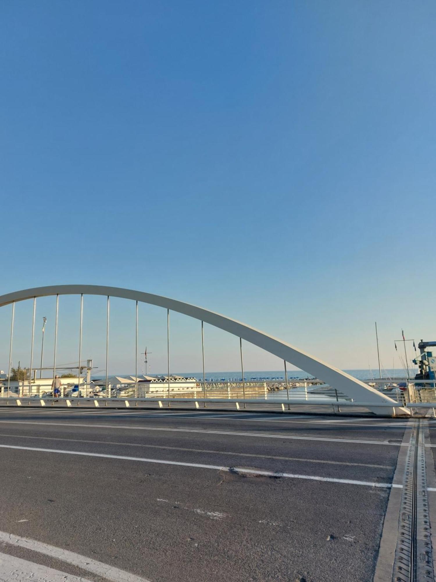 Appartamento Al Mare Di Liguria E Toscana مارينا دي ماسا المظهر الخارجي الصورة